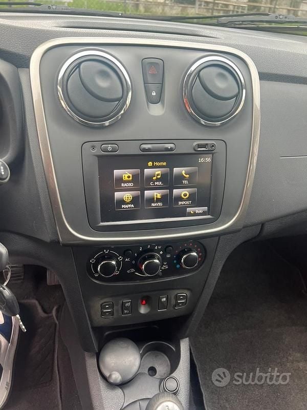 Usata Dacia Sandero Prestige 2014 Rosso SUV