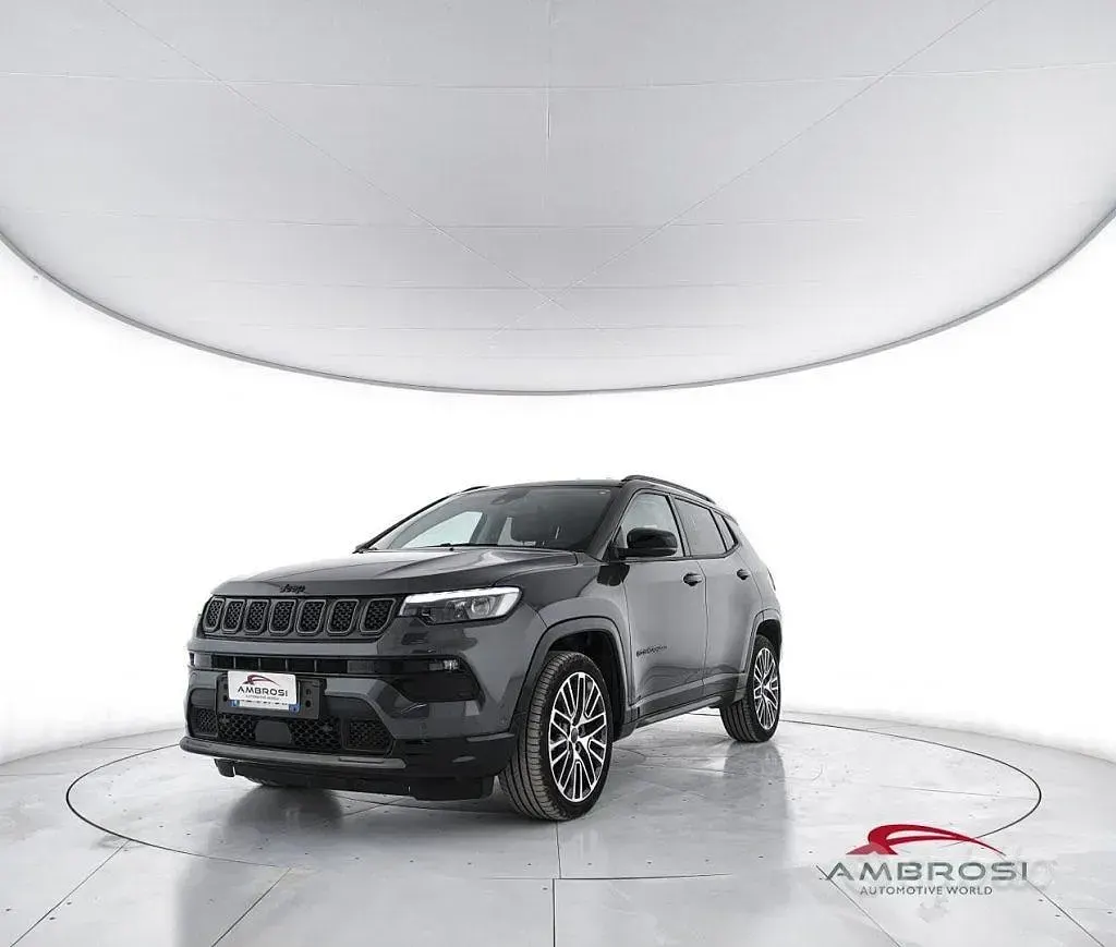 Usata Jeep Compass Summit 131 CV (96 kW) 2025 SUV