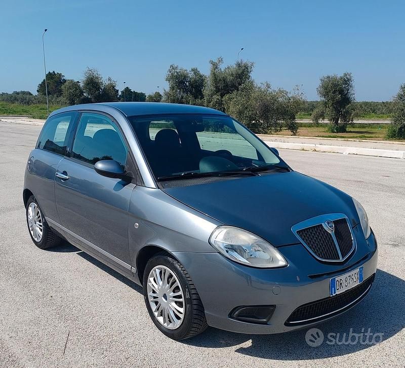 Usata Lancia Ypsilon 59 CV (43 kW) 2008 Grigio Utilitaria