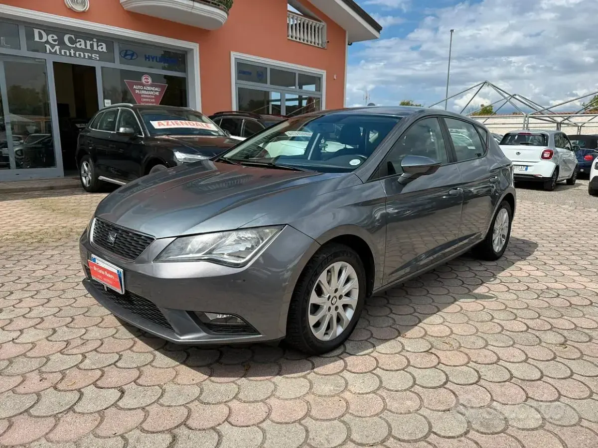 Usata Seat Leon Style 110 CV (80 kW) 2015 Grigio Berlina