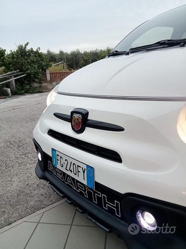 Usata Abarth 595 145 CV (106 kW) 2016 Bianco Utilitaria