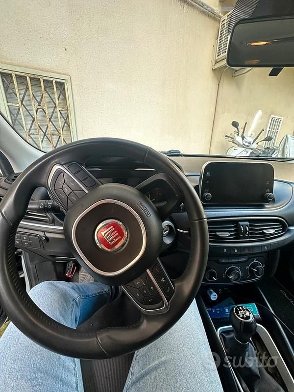 Usata Fiat Tipo 95 CV (69 kW) 2018 Bianco Berlina