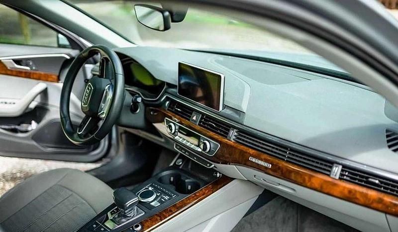 Argento Usata 2016 Audi A4 Ambiente Tre volumi | 20.100 € (Ottimo prezzo) - Immagine 1/4