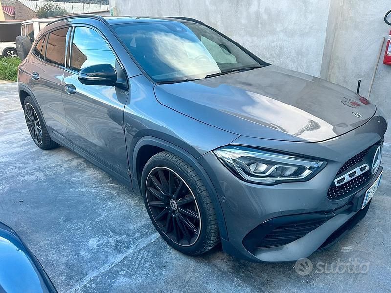 Usata Mercedes GLA200 150 CV (110 kW) 2023 SUV