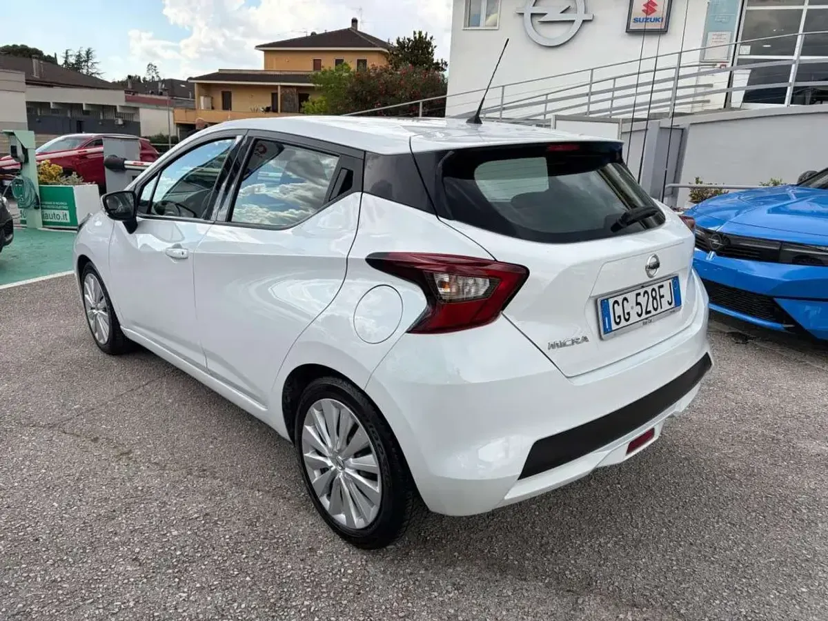 Usata Nissan Micra Acenta 92 CV (67 kW) 2021 Bianco Utilitaria