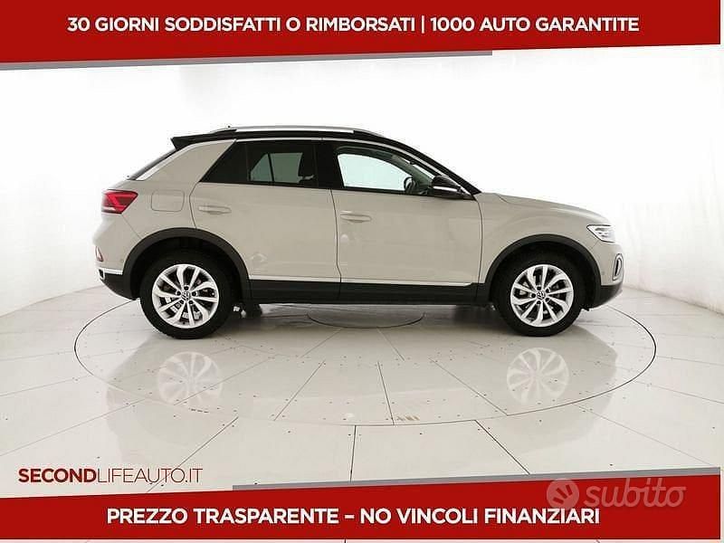 Usata VW T-Roc Style 149 CV (109 kW) 2022 Grigio SUV