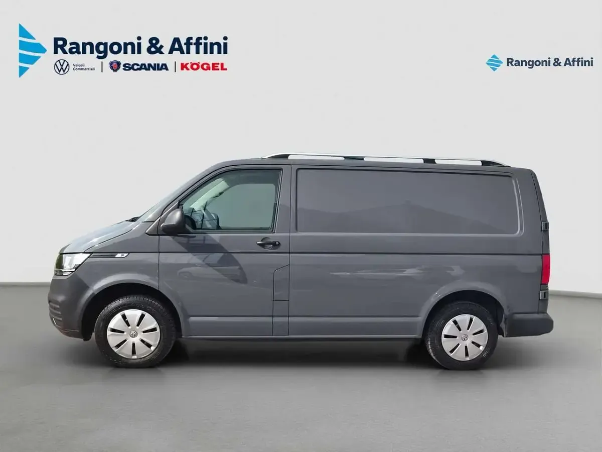Usata VW T6.1 150 CV (110 kW) 2022 Grigio Furgone