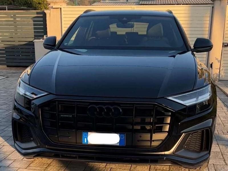 Usata 2022 Audi Q8 Sport SUV | 62.500 € (Ottimo prezzo) - Immagine 1/4