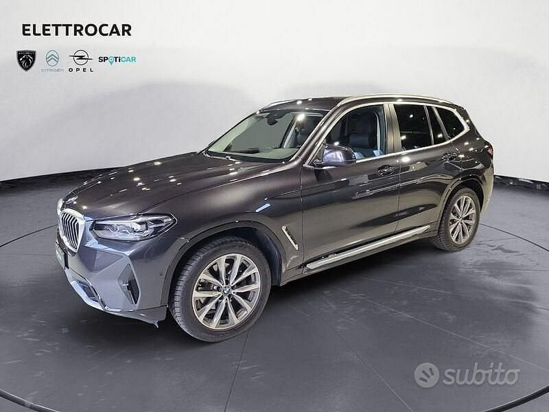 Usata BMW X3 Efficient Dynamics 190 CV (139 kW) 2022 Grigio SUV