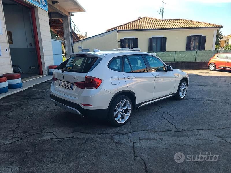Usata BMW X1 143 CV (105 kW) 2014 Bianco SUV