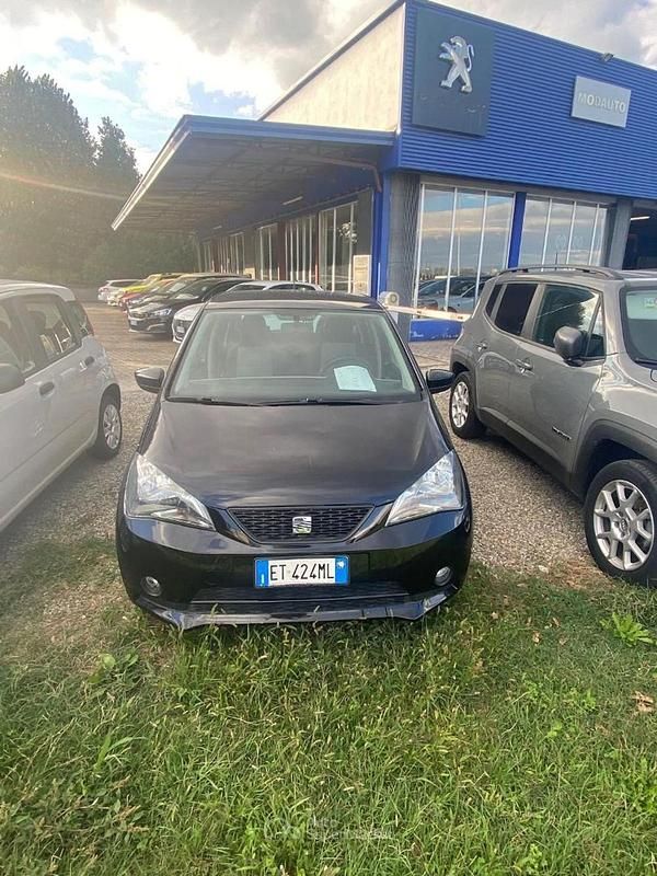 Usata Seat Mii Reference 60 CV (44 kW) 2014 Nero Utilitaria