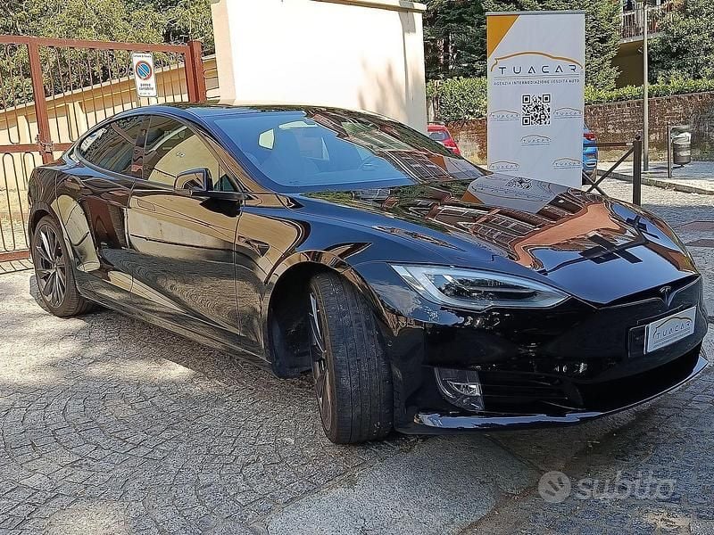 Usata Tesla Model S 158 kW (215 CV) 2019 Nero Utilitaria