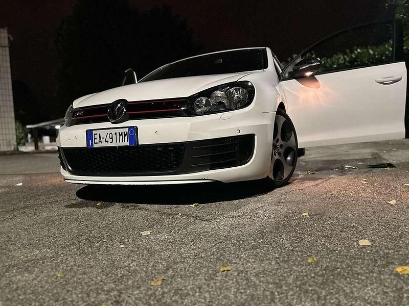 Usata VW Golf VI GTI 211 CV (155 kW) 2010 Utilitaria