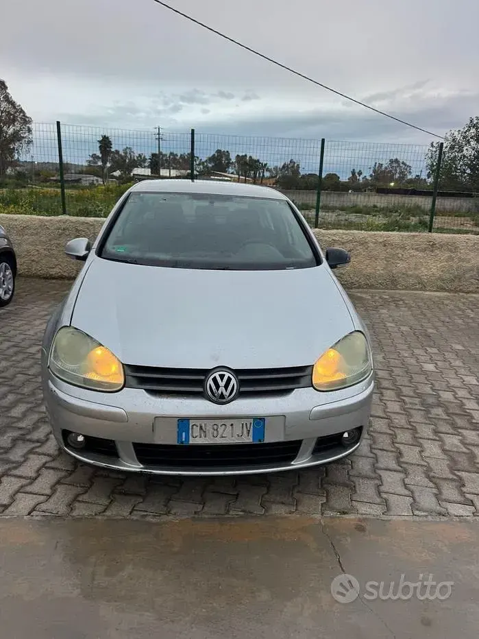 Usata VW Golf IV Comfortline 140 CV (102 kW) 2005 Grigio Berlina