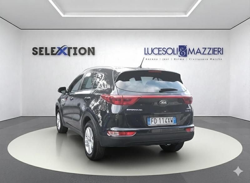 Second-hand Kia Sportage 116 CP (85 kW) 2016 Negru SUV