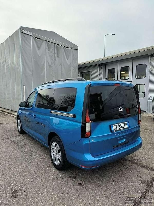 Usata VW Caddy Maxi 122 CV (89 kW) 2025 Blu/azzurro Monovolume