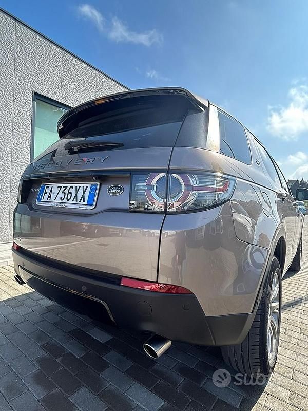 Usata Land Rover Discovery Sport 150 CV (110 kW) 2015 Marrone SUV