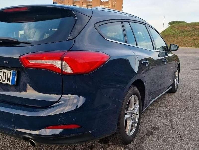 Blu/azzurro Usata 2020 Ford Focus Tre volumi | 10.500 € (Super prezzo) - Immagine 1/4