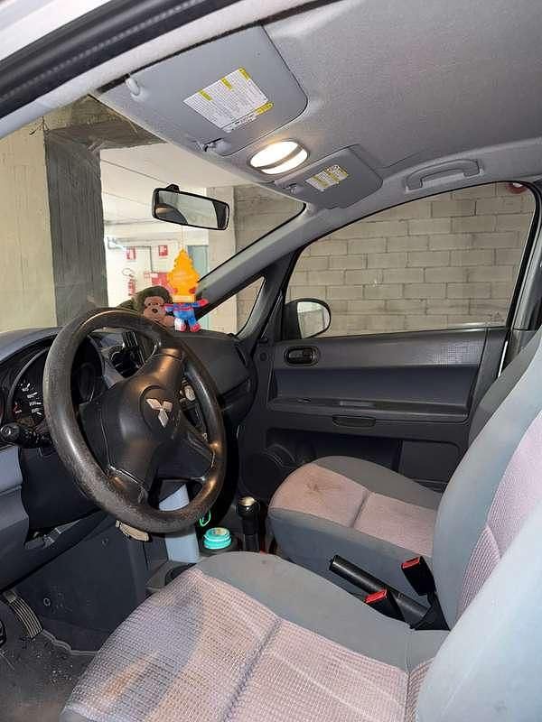 Usata Mitsubishi Colt Instyle 95 CV (69 kW) 2005 Argento Utilitaria