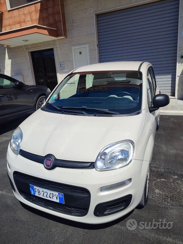 Usata Fiat Panda Easy 69 CV (50 kW) 2015 Beige Utilitaria