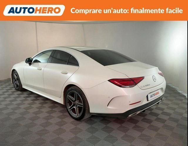 Usata Mercedes CLS300 Premium 244 CV (179 kW) 2018 Bianco Coupé