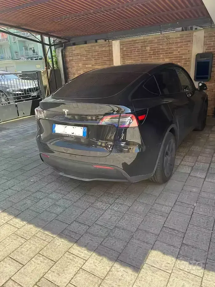 Usata Tesla Model Y 2024 SUV
