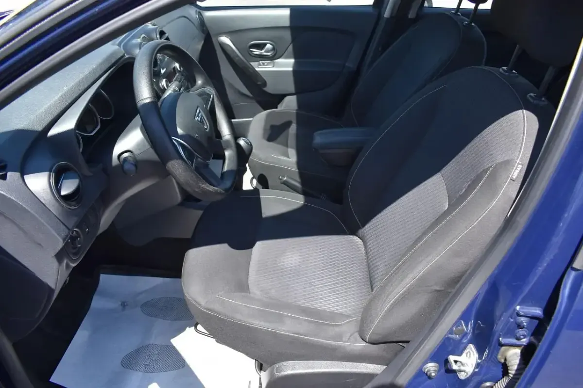 Usata Dacia Sandero Comfort 75 CV (55 kW) 2020 Blu Utilitaria