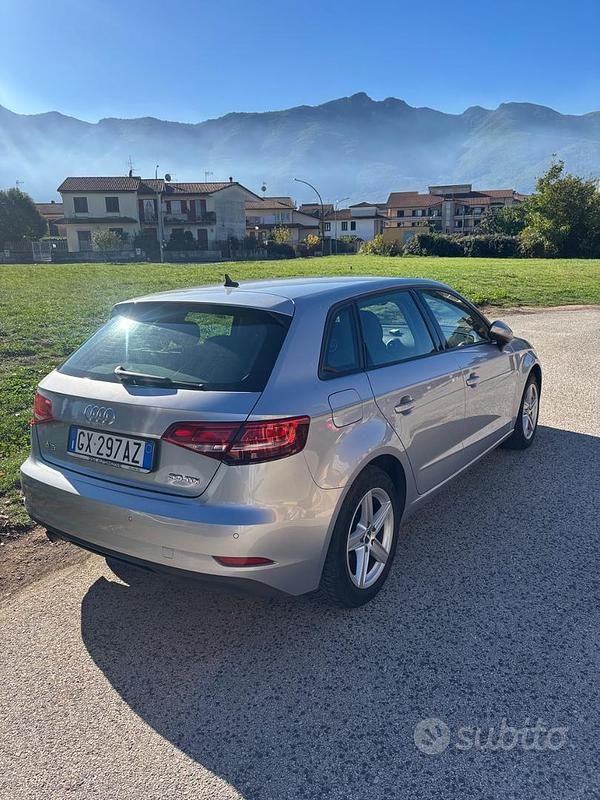 Usata Audi A3 116 CV (85 kW) 2019 Grigio Berlina