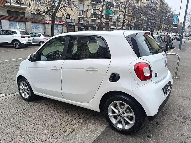 Usata Smart ForFour Electric Drive 41 kW (56 CV) 2019 Bianco Utilitaria