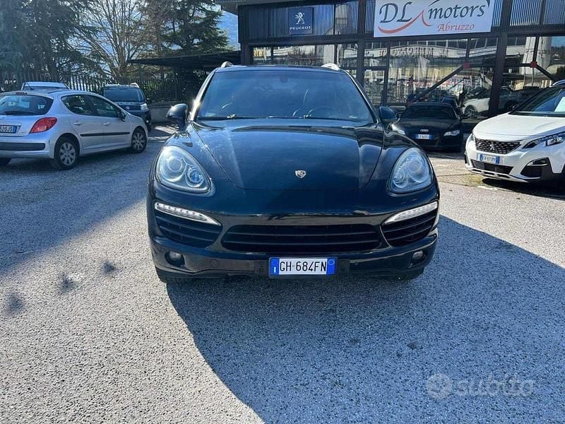 Usata Porsche Cayenne 245 CV (180 kW) 2012 Nero SUV