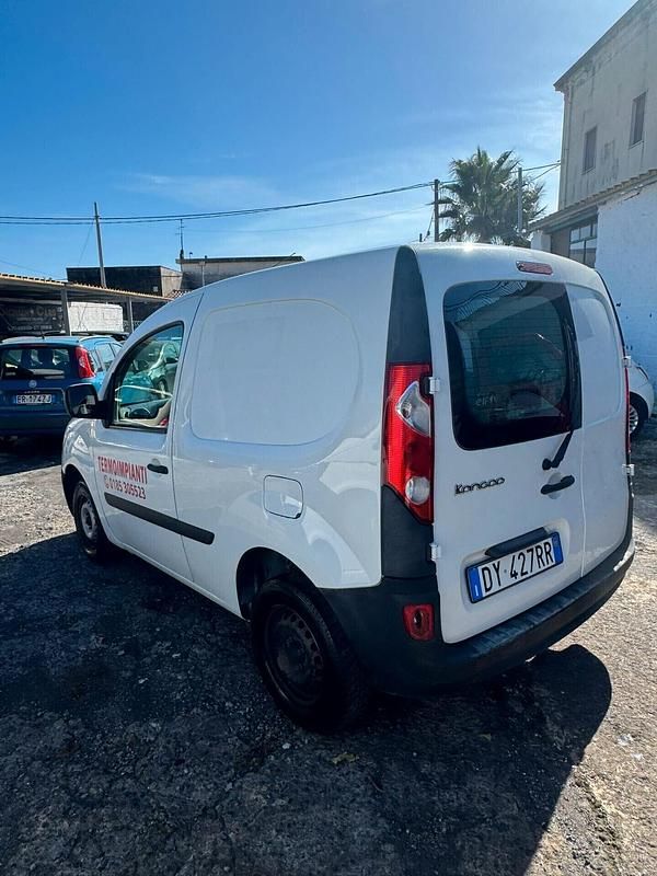 Usata Renault Kangoo 85 CV (62 kW) 2009 Bianco Monovolume