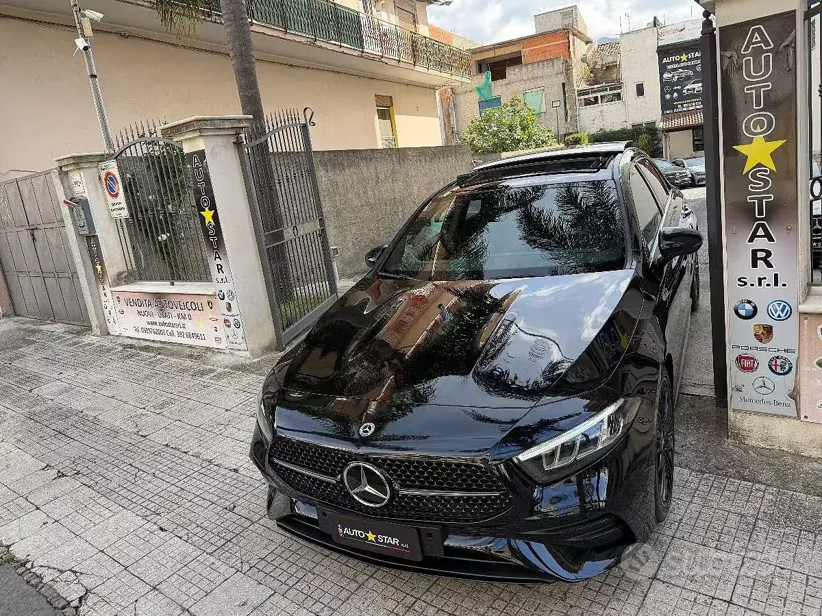 Usata Mercedes 220 Premium 189 CV (139 kW) 2023 Nero Berlina