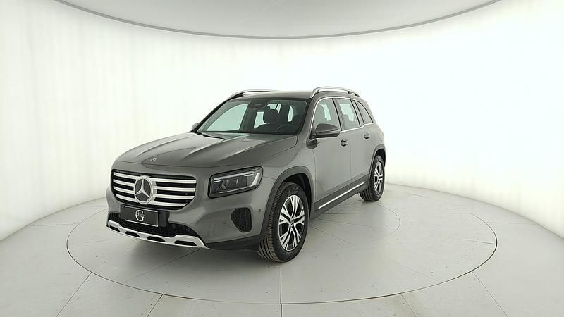 Usata Mercedes GLB180 Advanced 116 CV (85 kW) 2025 Grigio SUV