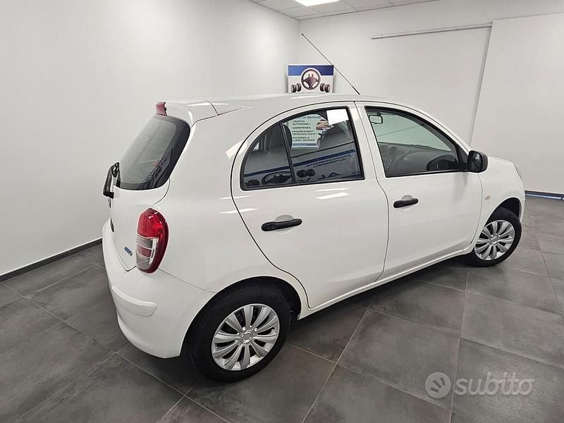 Usata Nissan Micra 80 CV (58 kW) 2012 Bianco Utilitaria