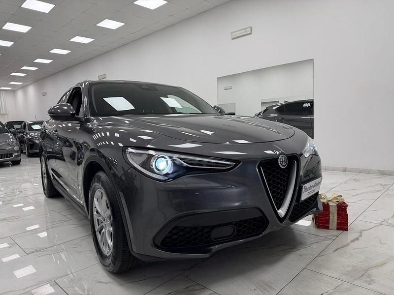 Usata Alfa Romeo Stelvio Business 160 CV (117 kW) 2021 Grigio SUV