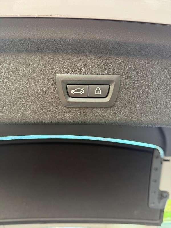 Usata BMW 320 Gran Turismo 184 CV (135 kW) 2014 Argento Berlina