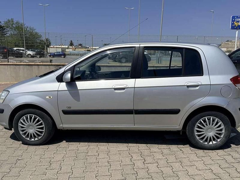 Usata Hyundai Getz 80 CV (58 kW) 2004 Argento Utilitaria