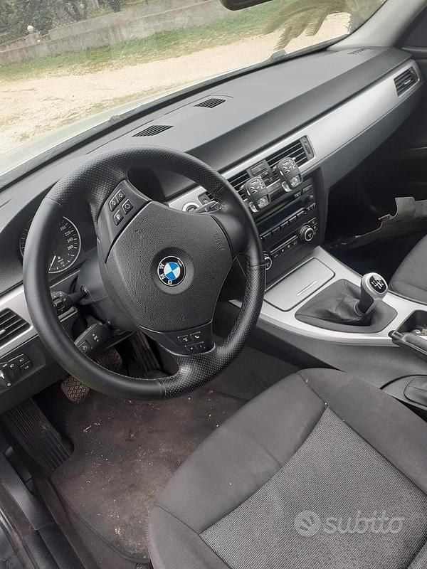 Usata BMW 320 Efficient Dynamics 2007 Grigio Station wagon