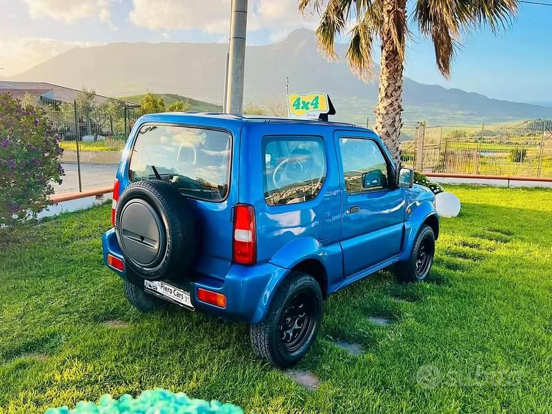 Usata Suzuki Jimny 82 CV (60 kW) 2002 Blu SUV