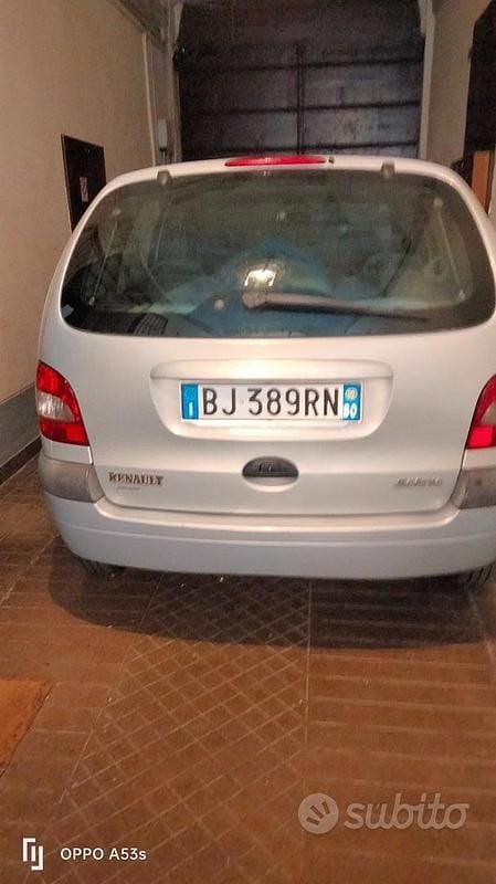 Usata Renault Grand Scénic 2000 Grigio Monovolume