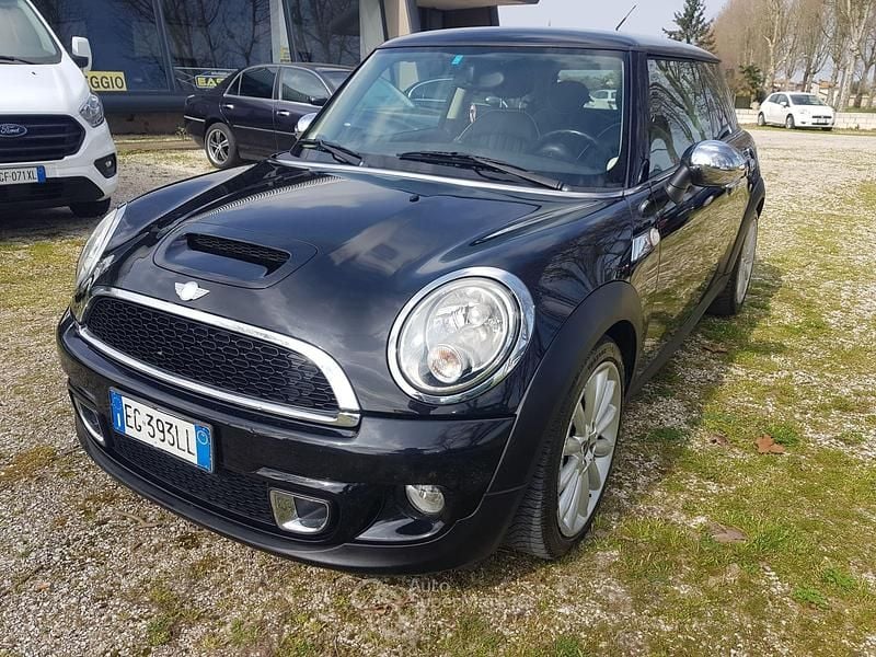 Usata Mini Cooper SD 143 CV (105 kW) 2011 Nero Utilitaria