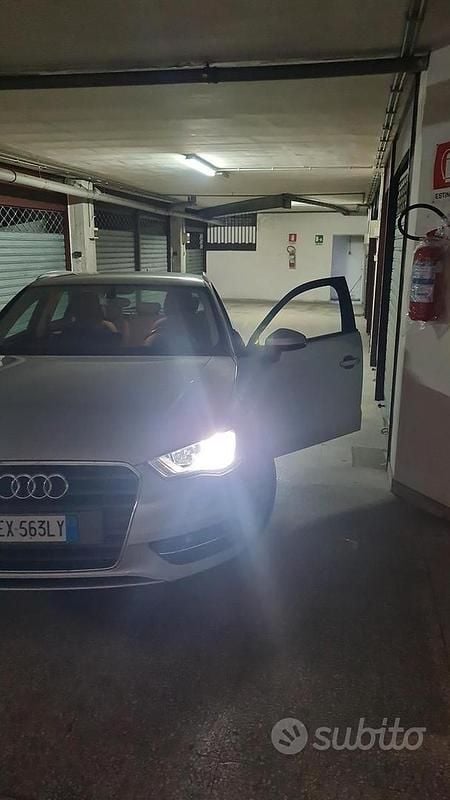 Usata Audi A3 Young 110 CV (80 kW) 2014 Grigio Berlina