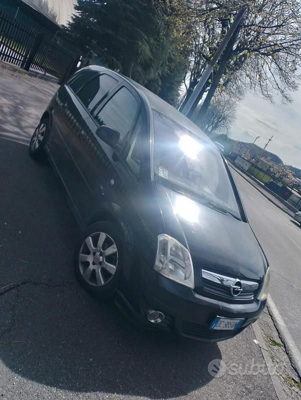 Usata Opel Meriva 90 CV (66 kW) 2006 Nero Monovolume