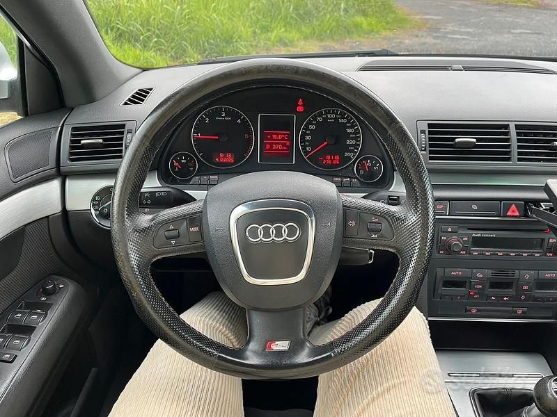 Usata Audi A4 140 CV (102 kW) 2005 Grigio Berlina