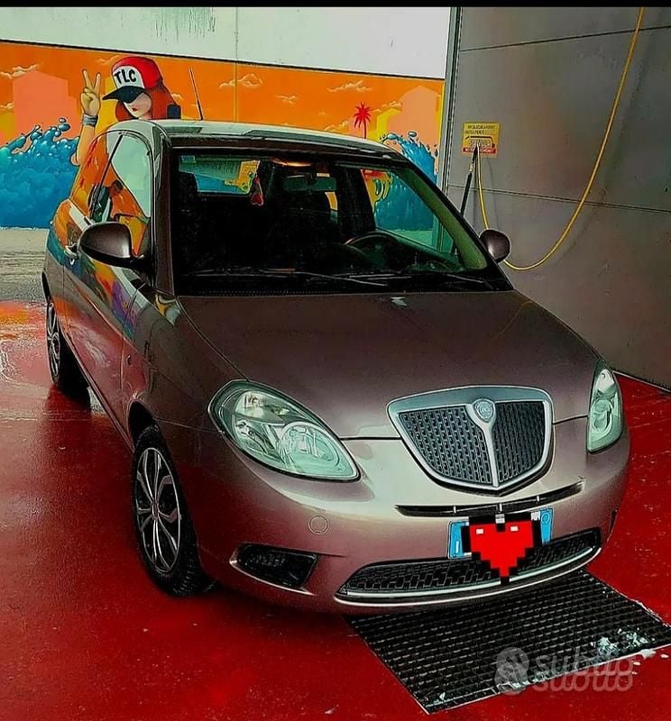 Usata Lancia Ypsilon 69 CV (50 kW) 2009 Utilitaria