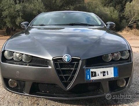 Usata Alfa Romeo Brera 200 CV (147 kW) 2006 Grigio Coupé