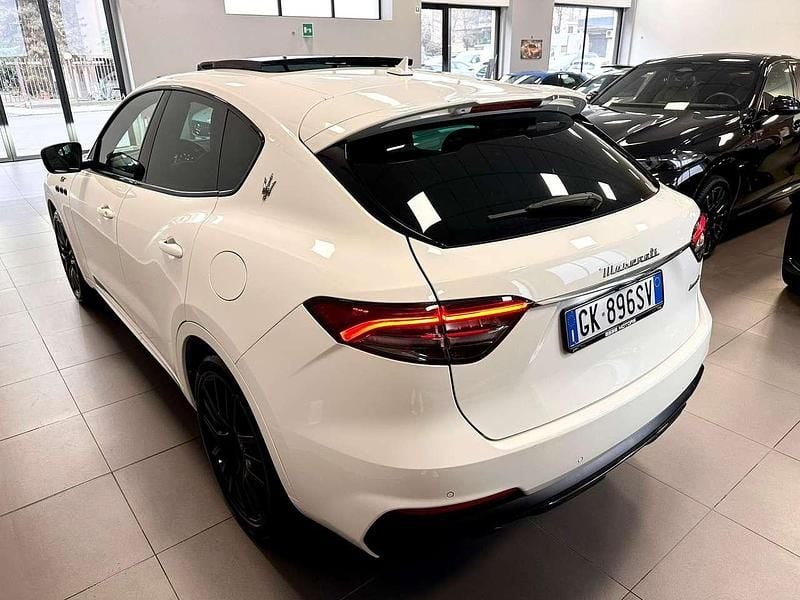 Usata Maserati Levante GT 330 CV (242 kW) 2022 Bianco SUV
