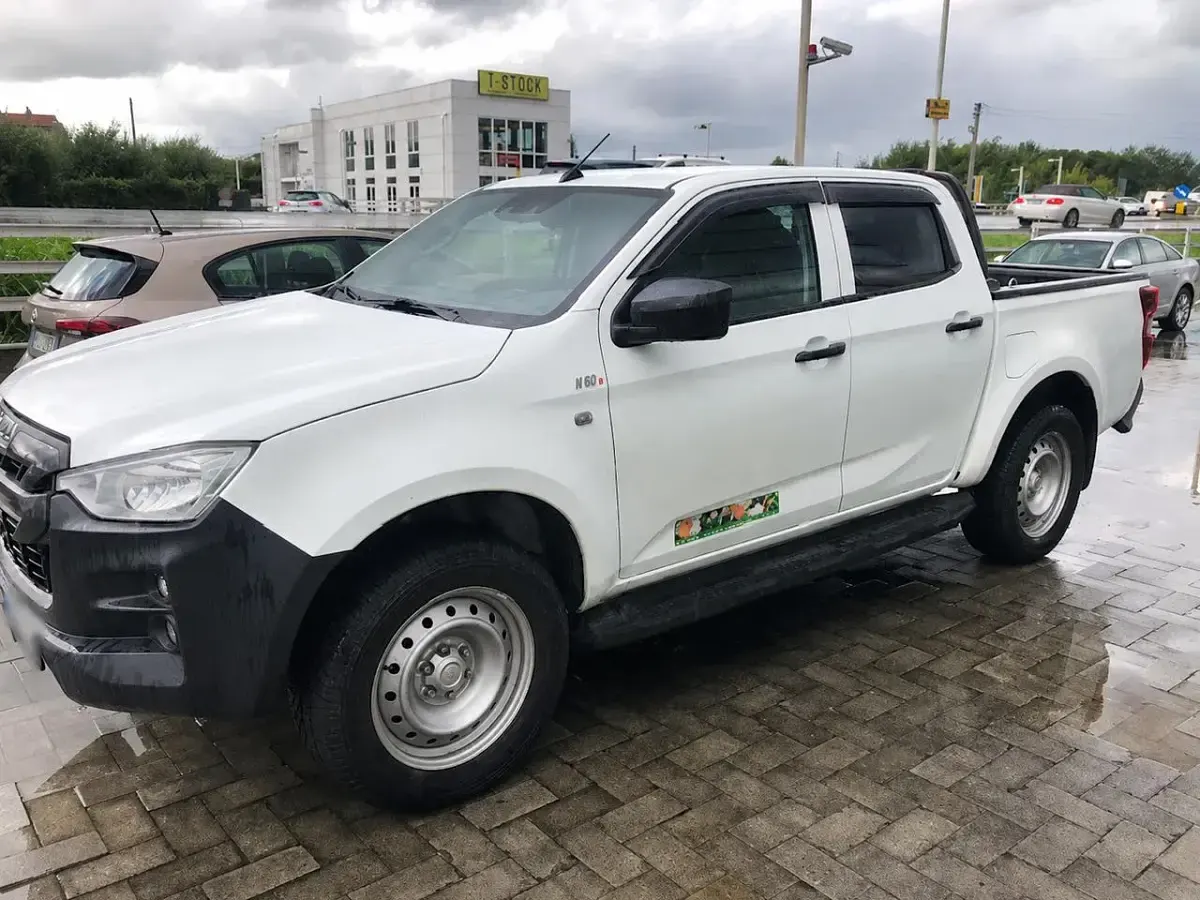 Usata Isuzu D-Max 163 CV (119 kW) 2021 Bianco Pick-up