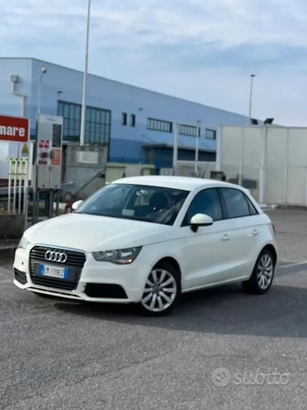 Usata Audi A1 86 CV (63 kW) 2012 Bianco Utilitaria