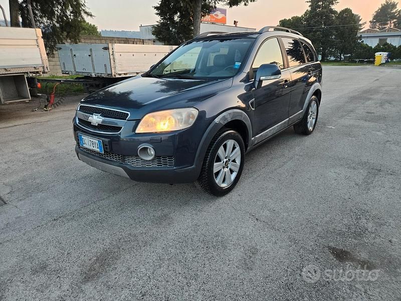 Usata Chevrolet Captiva 149 CV (109 kW) 2009 Nero SUV